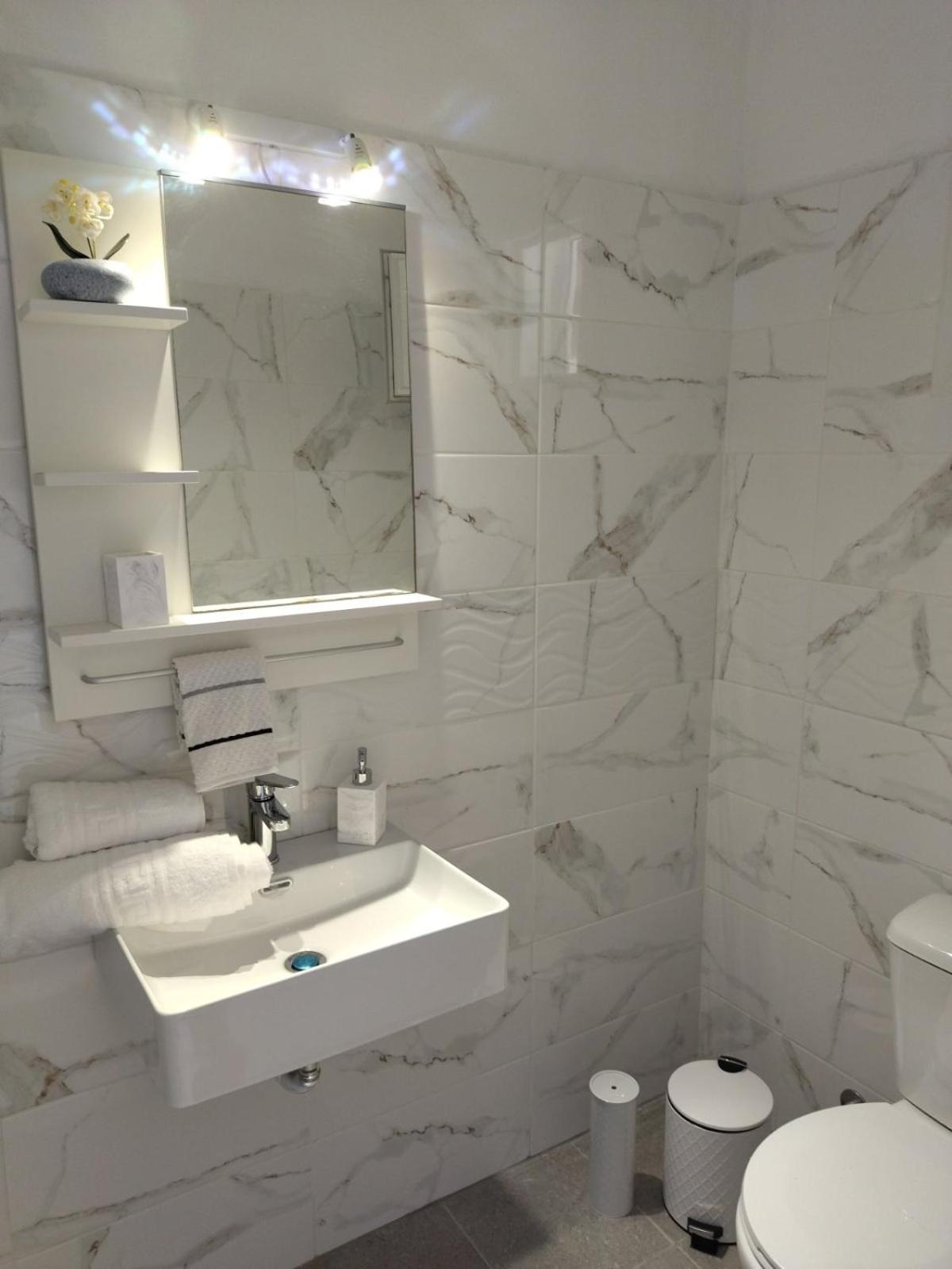 Digkas Apartment