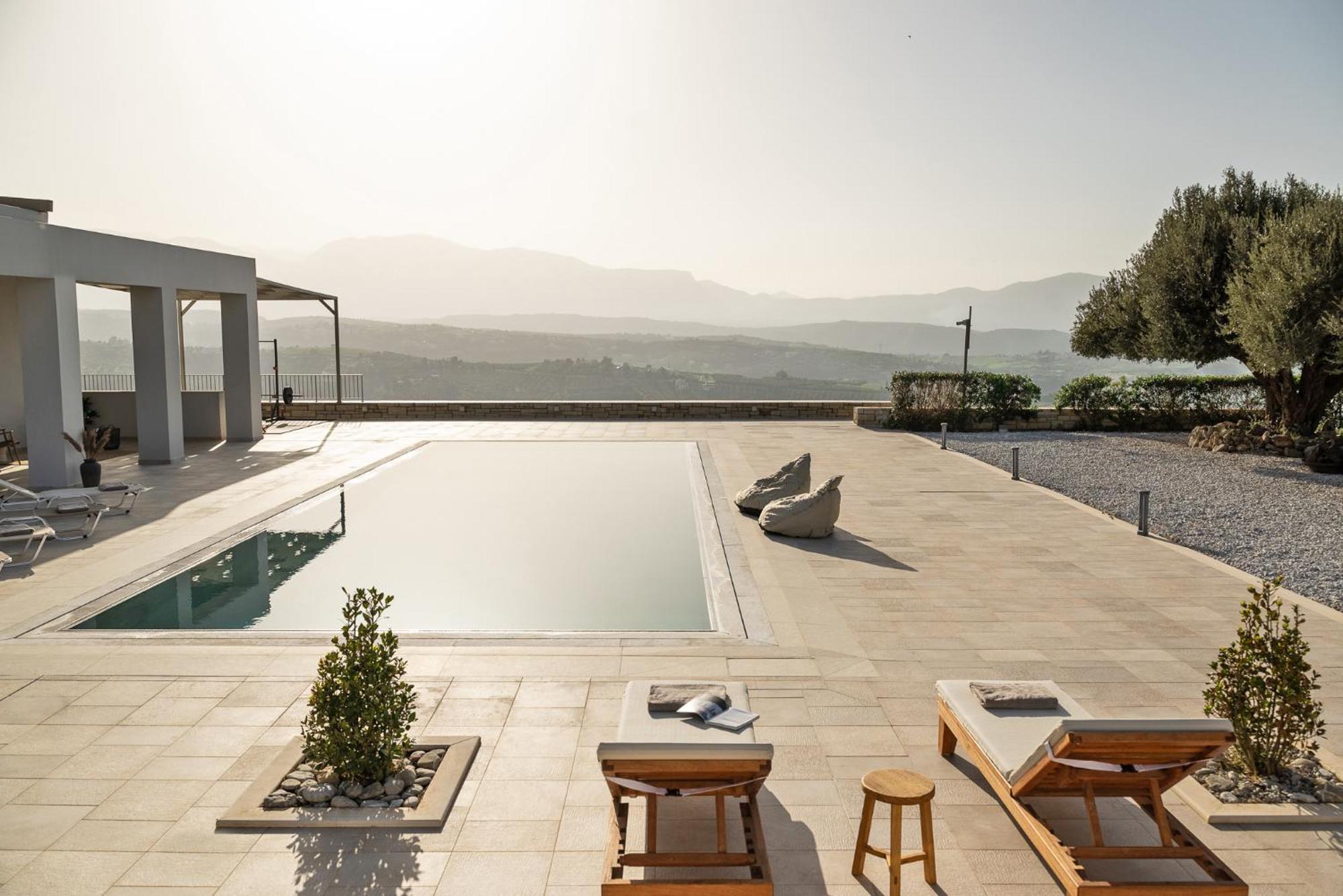 Diktamon Retreat Luxury