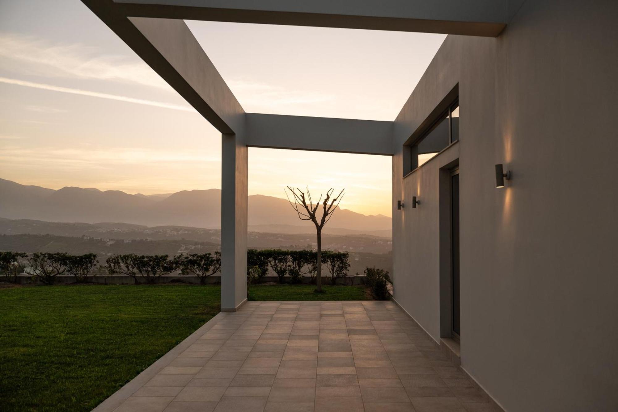 Villa Diktamon Retreat Luxury