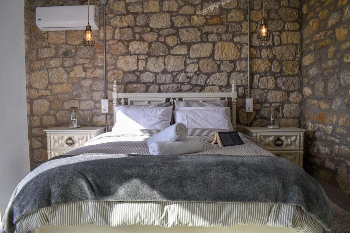 Holiday home Coastal Stone Hideaway With Stunning Scenery Kitriai