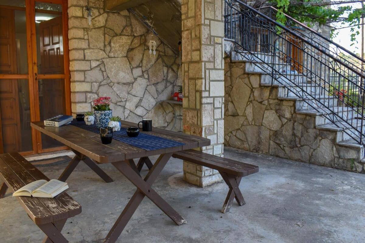 Coastal Stone Hideaway With Stunning Scenery