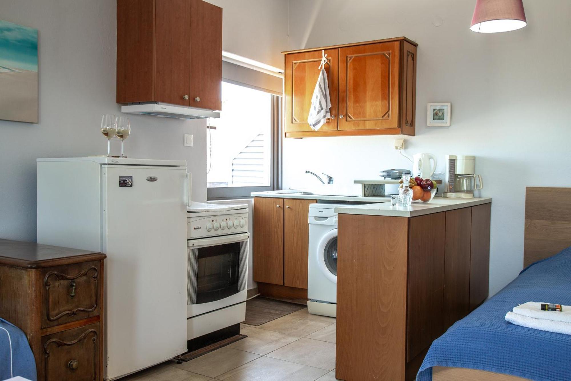 Nefeli Apartment Agia Marina (Crete)