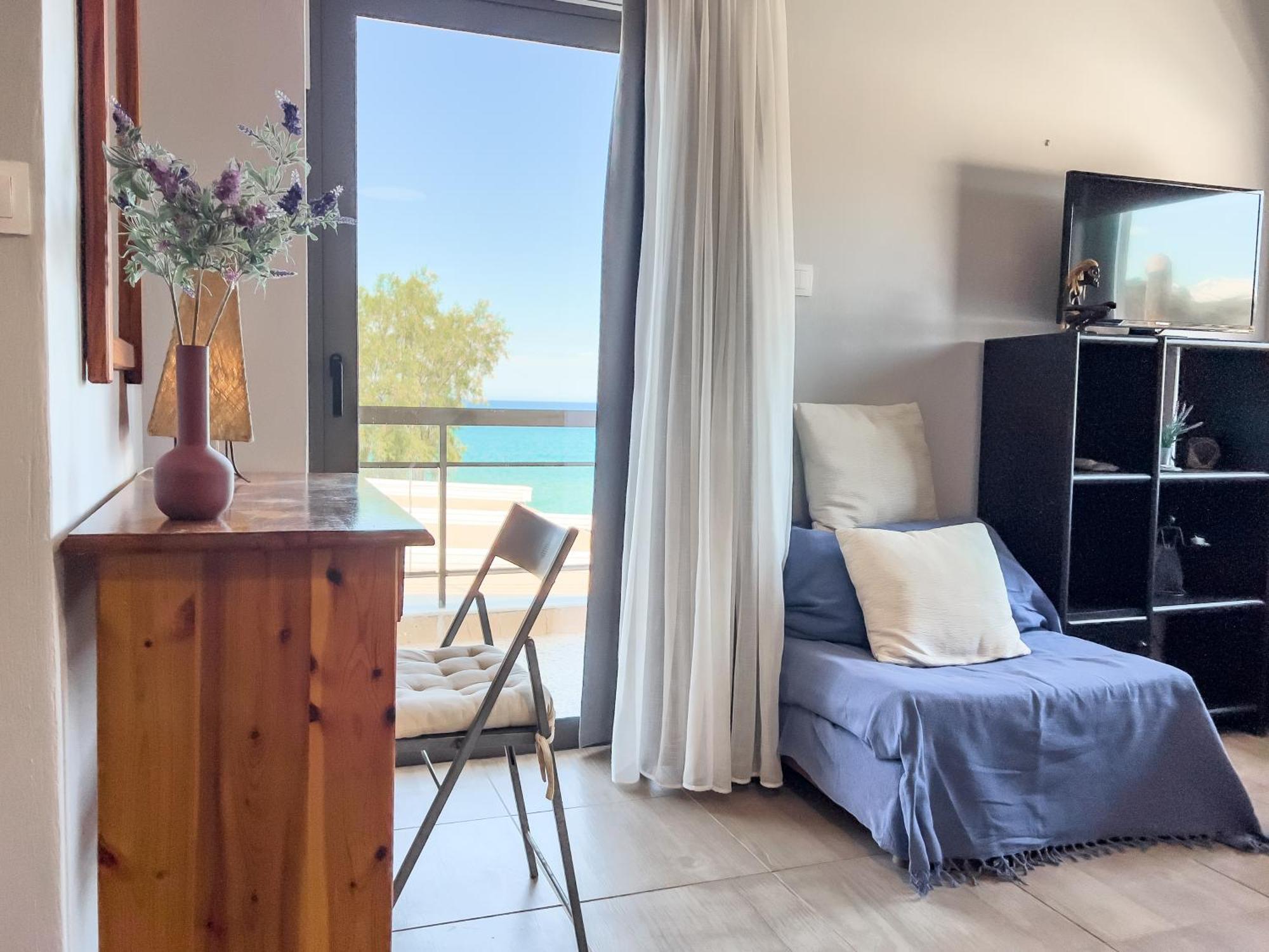 Apartment Nefeli Agia Marina (Crete)