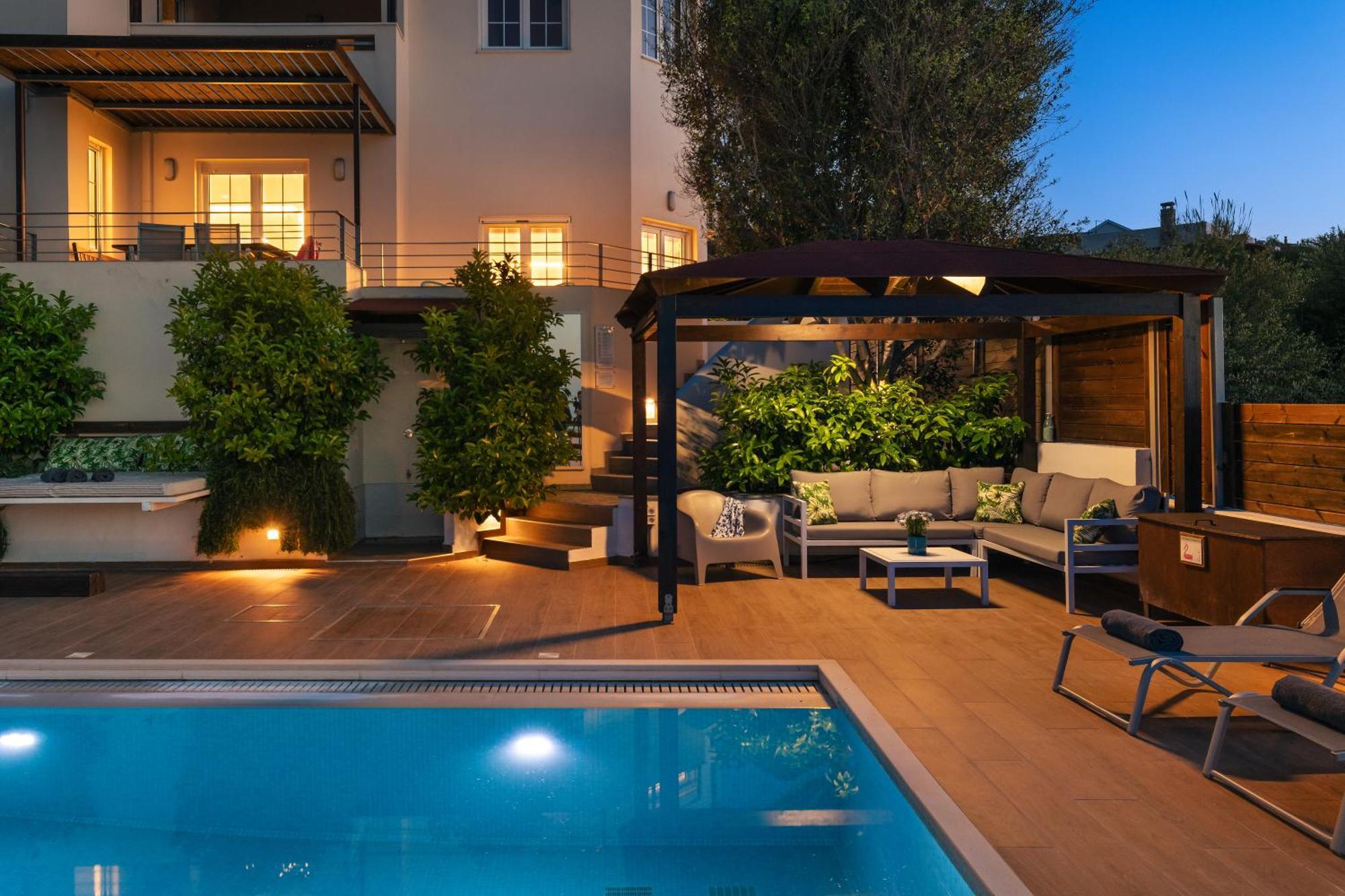 Seaview Garden - Heated Pool & Sauna Villa Stalos