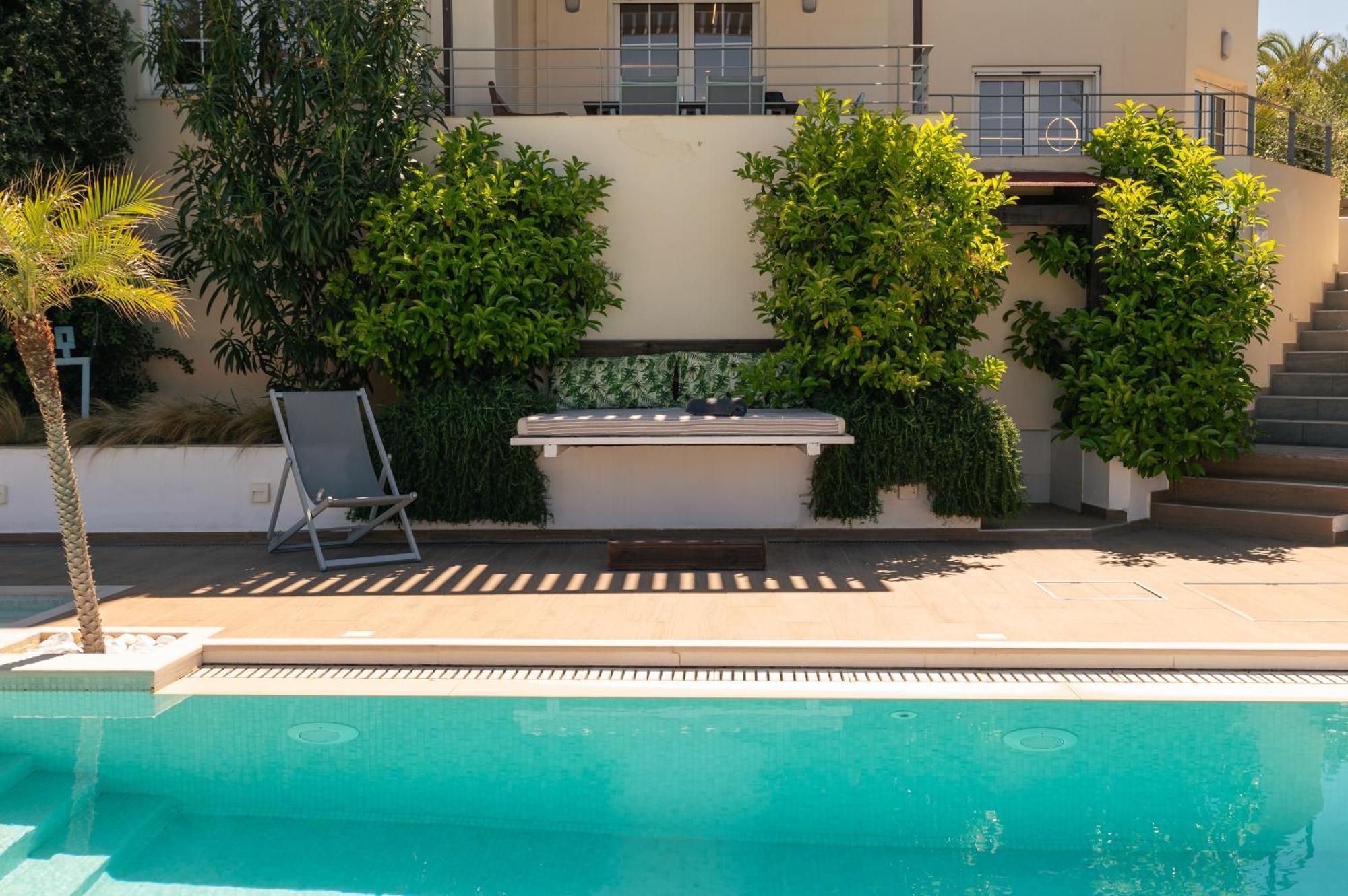 Villa Seaview Garden - Heated Pool & Sauna