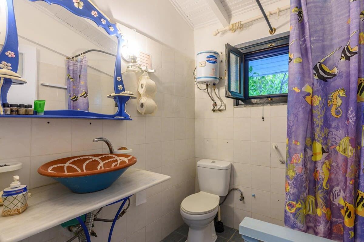 The Blue House Seaside Retreat - Fully Equipped Holiday home