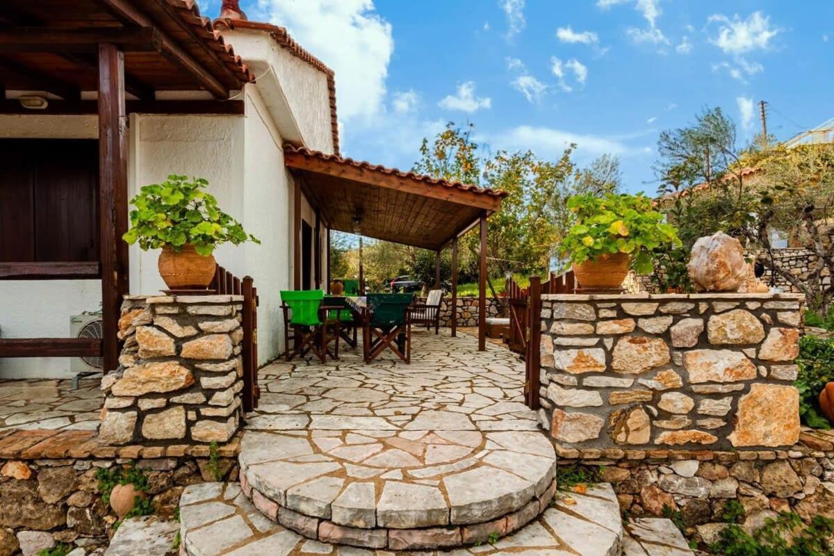 The Fairytale House Seaside Retreat *