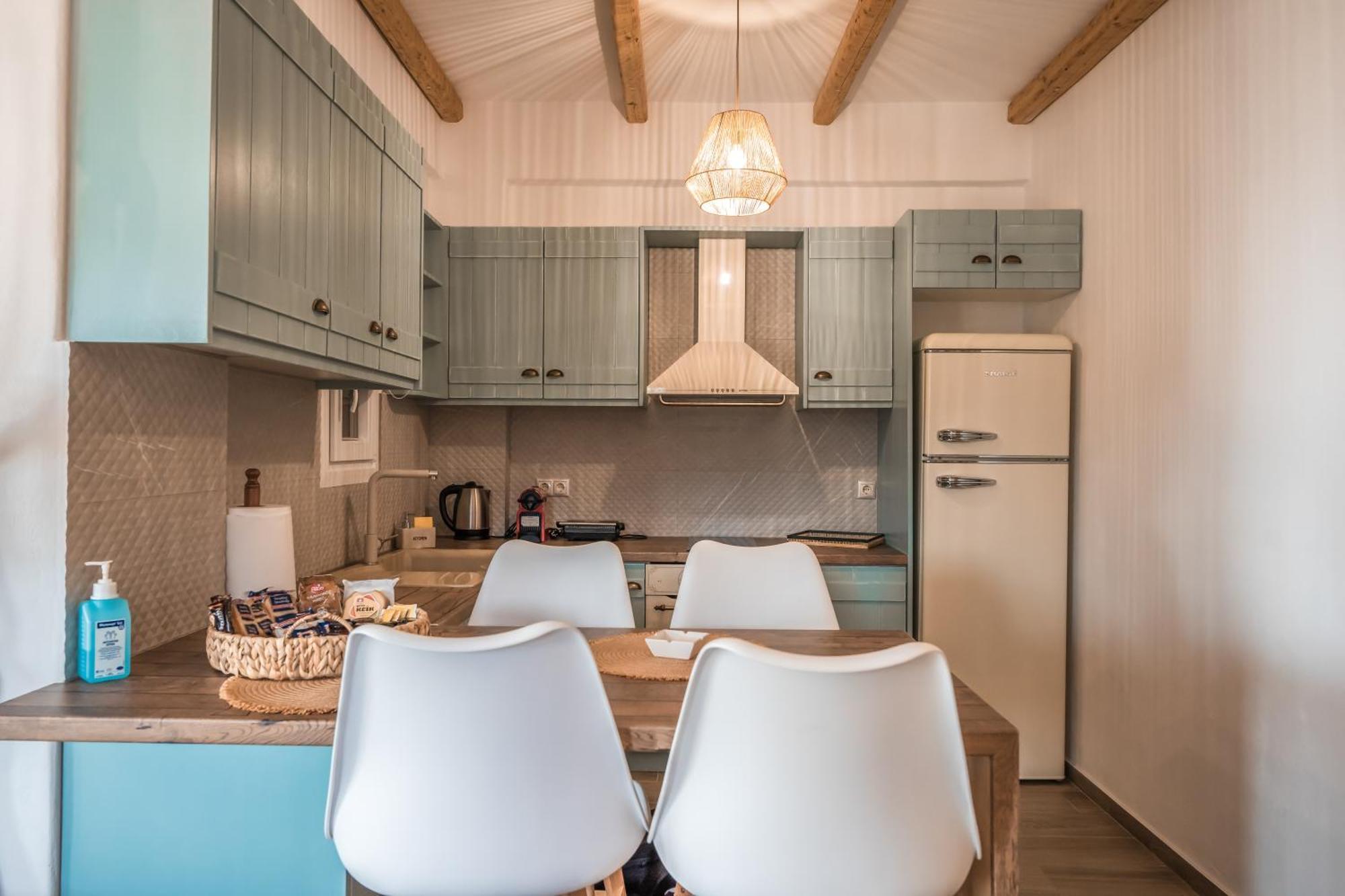 Epithea 4 με ιδιωτική πισίνα Holiday home *