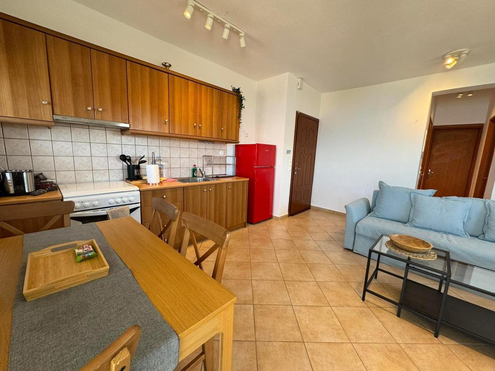 Apartment In Theologos