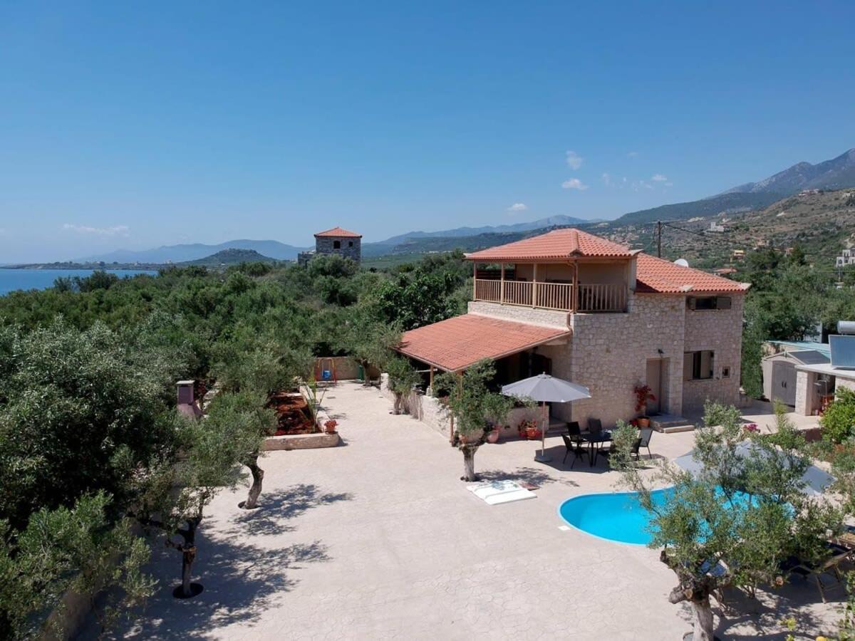 Selinitsa Stone - Mani's Private Pool Retreat Agios Nikolaos (Mani)