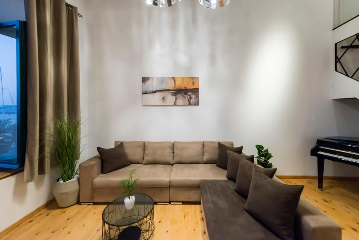 Holiday home Aigli Lux Seafront Retreats- Up To 11ppl *