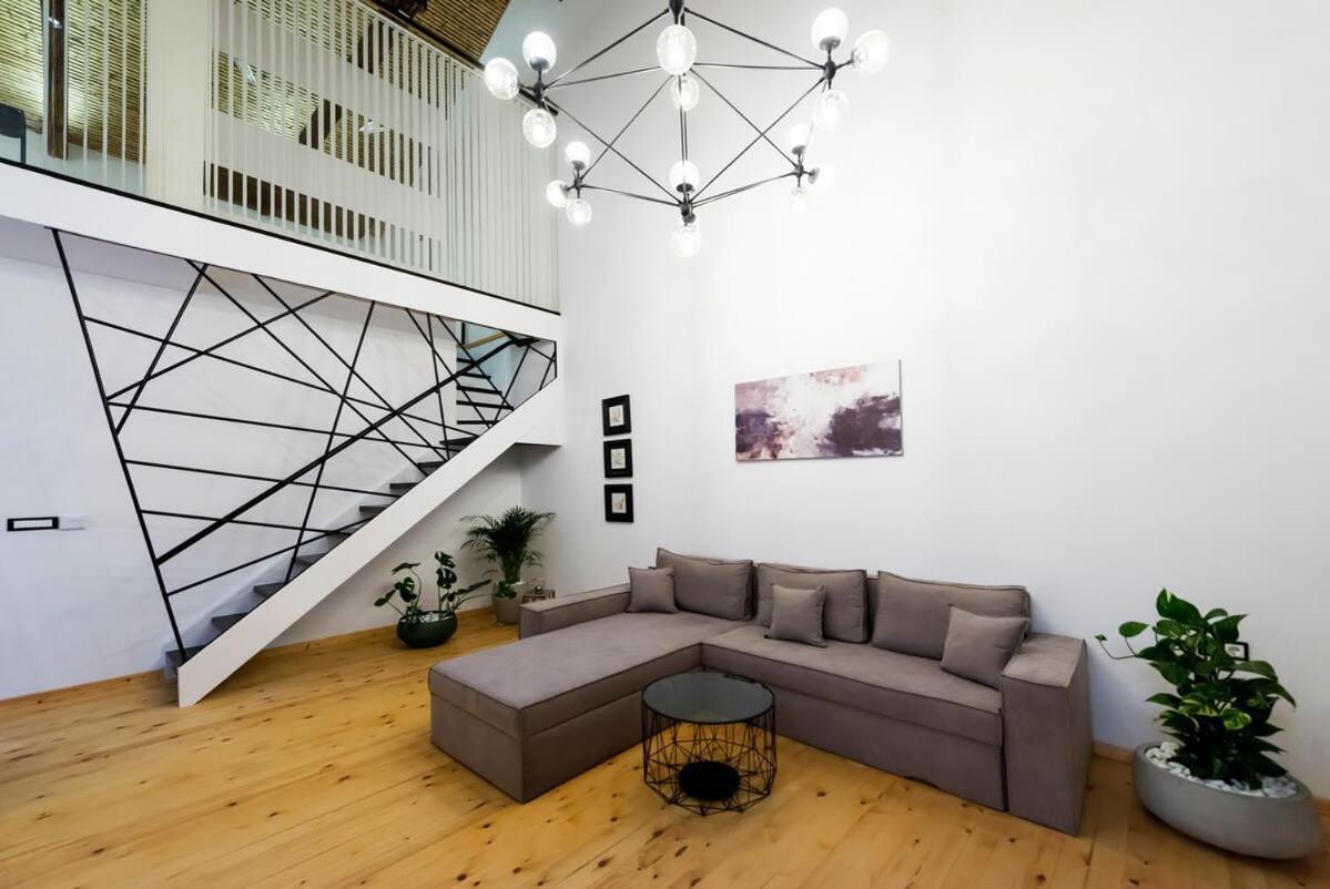 Aigli Lux Seafront Retreats- Up To 11ppl *