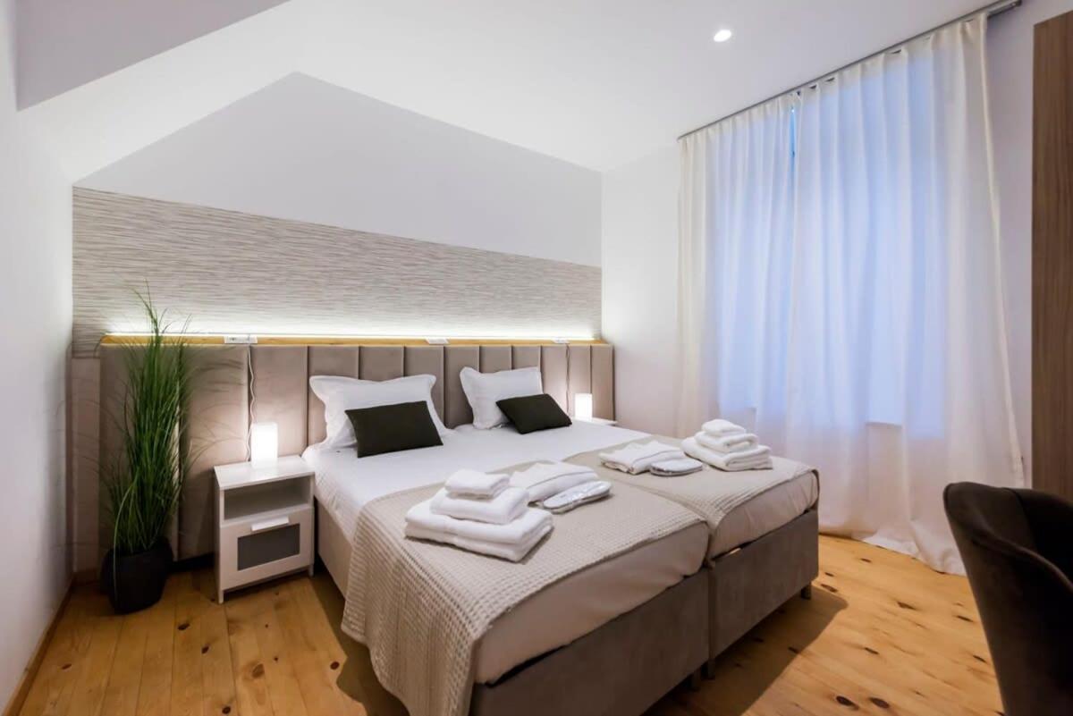 Aigli Lux Seafront Retreats- Up To 11ppl Holiday home Kalamata