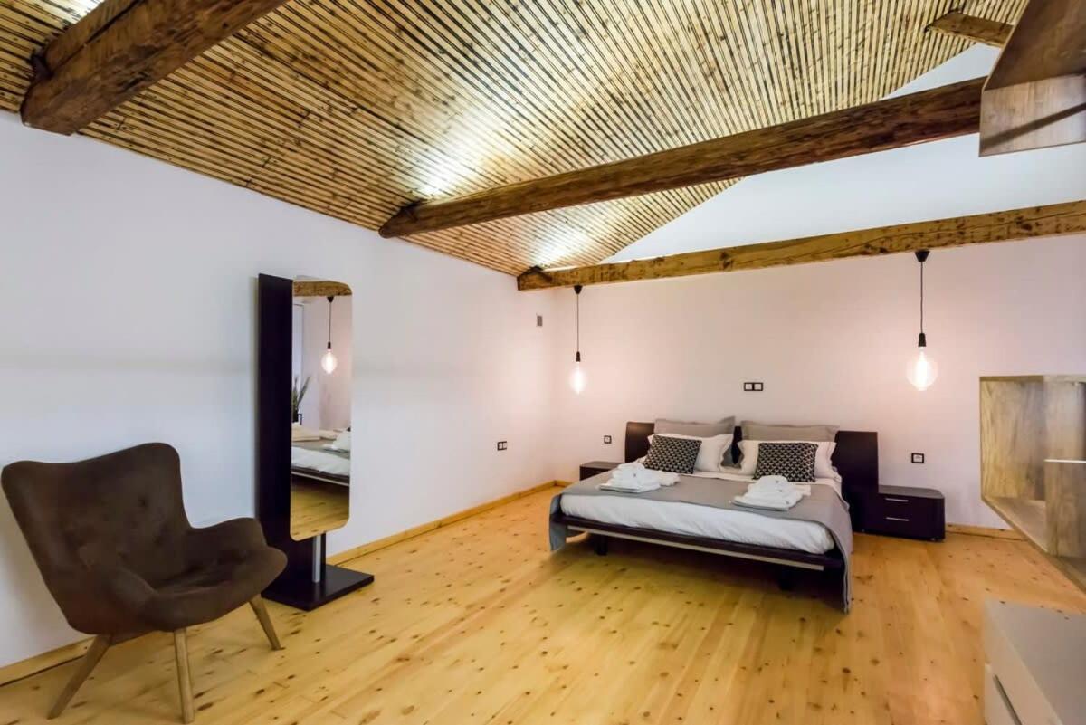 Aigli Lux Seafront Retreats- Up To 11ppl Holiday home