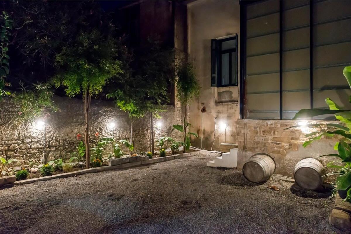 Holiday home Aigli Lux Seafront Retreats- Up To 11ppl
