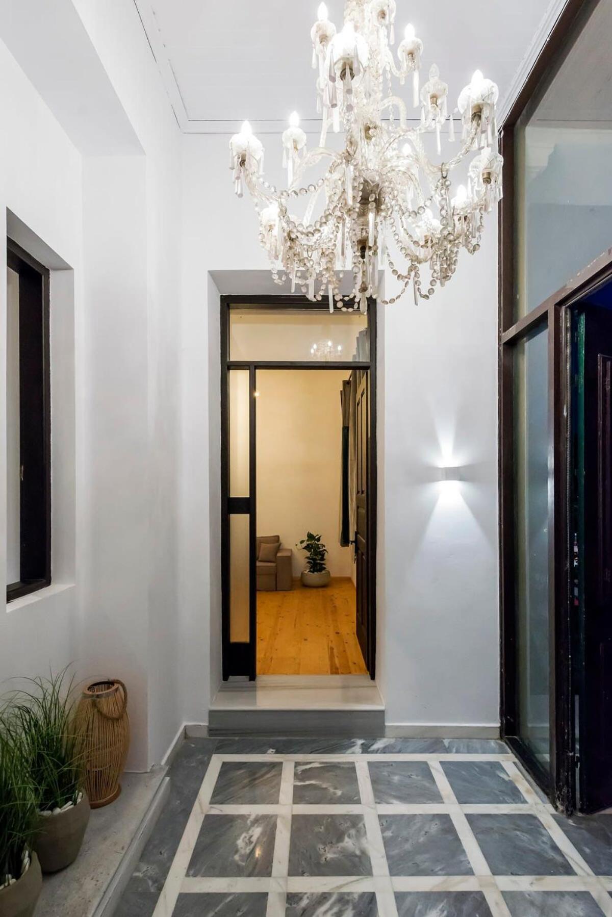Aigli Lux Seafront Retreats- Up To 11ppl