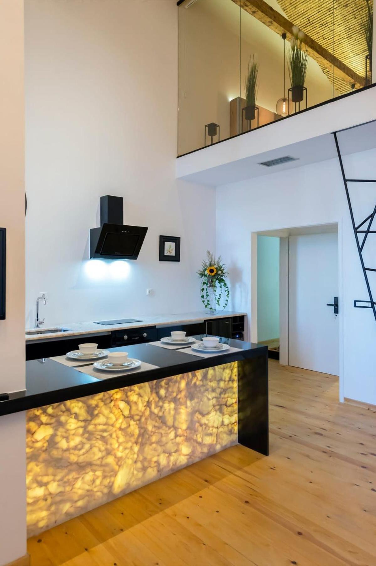 Aigli Lux Seafront Retreats- Up To 11ppl Holiday home Kalamata
