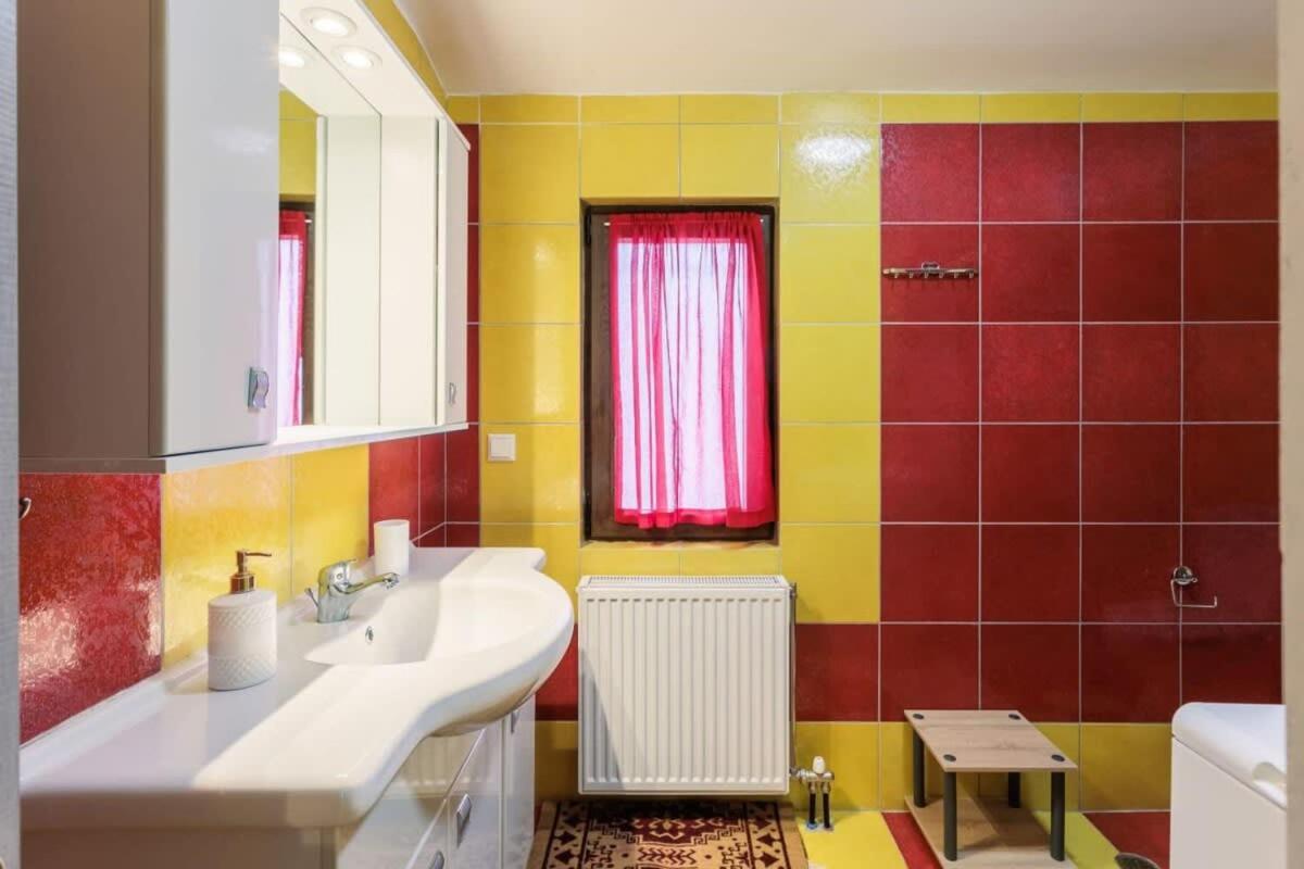 Arcadia Getaway - Sani 11 Apartment