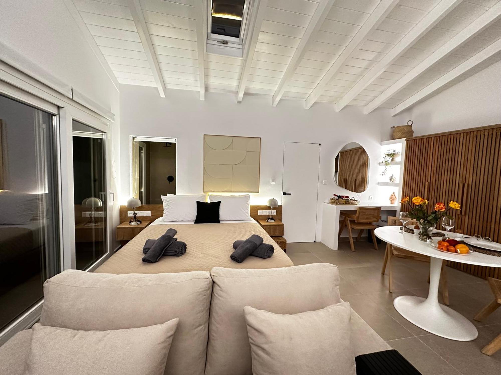 Grande Terra With Swimming Pool Villa Spartylas