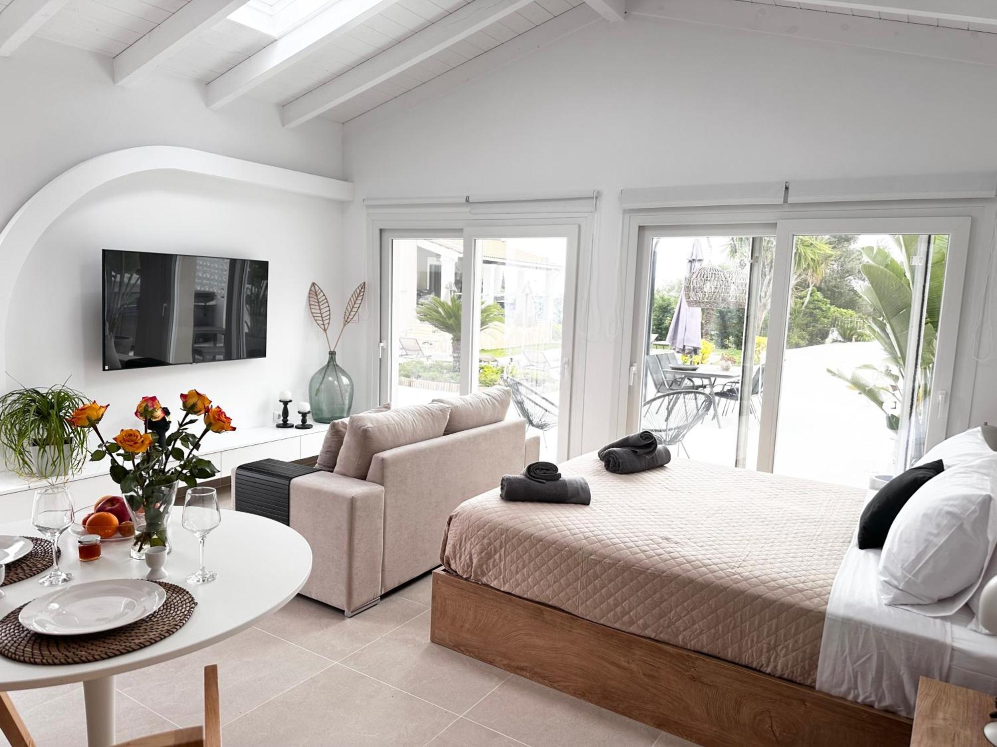 Grande Terra With Swimming Pool Villa