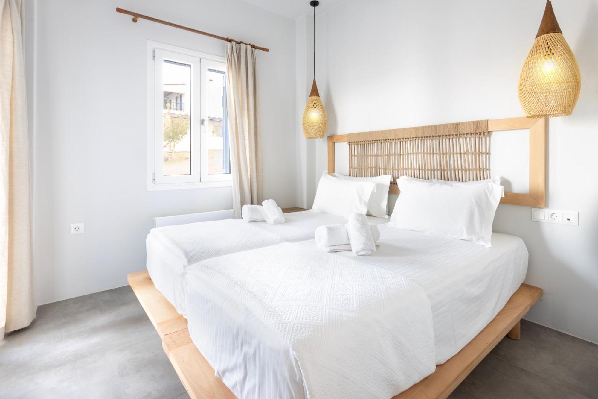 Alsea Seafront In Agia Pelagia Kythera Apartment