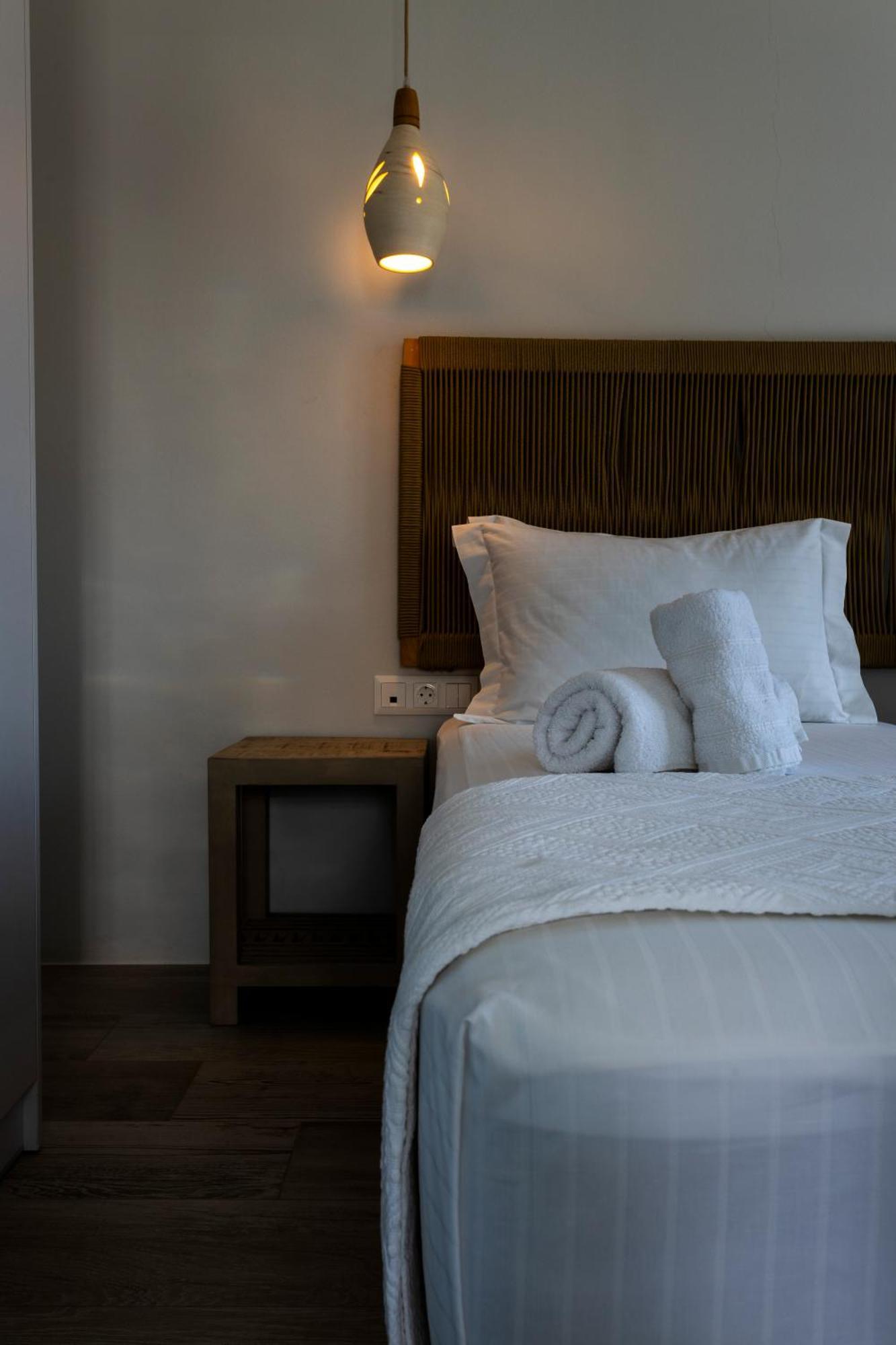Alsea Seafront In Agia Pelagia Kythera Apartment