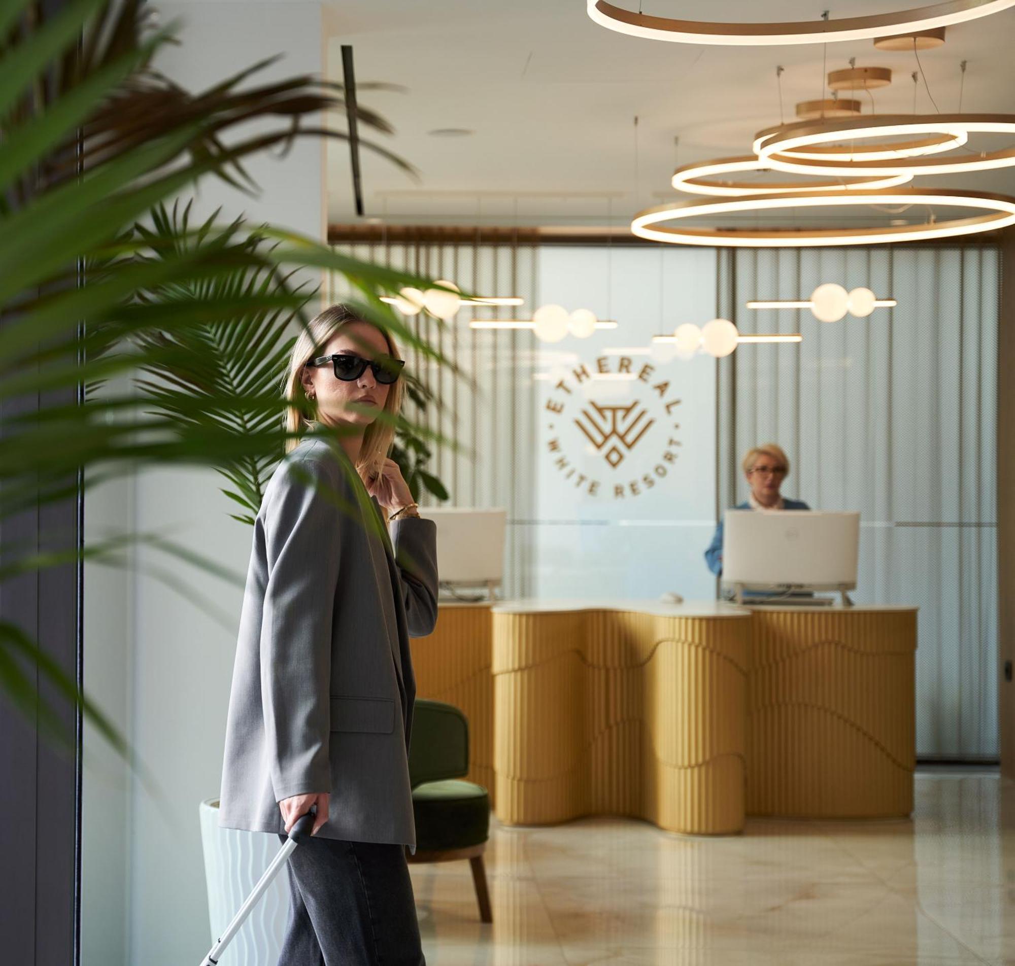 Ethereal White & 5* Heraklion (Crete)