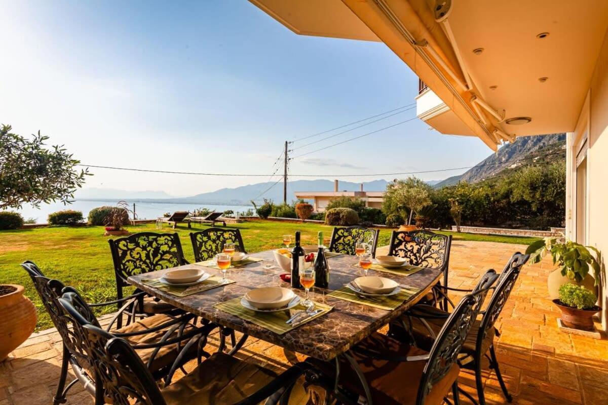 Villa Sunset Paradise - Verga's Utimate Seaview Getaway
