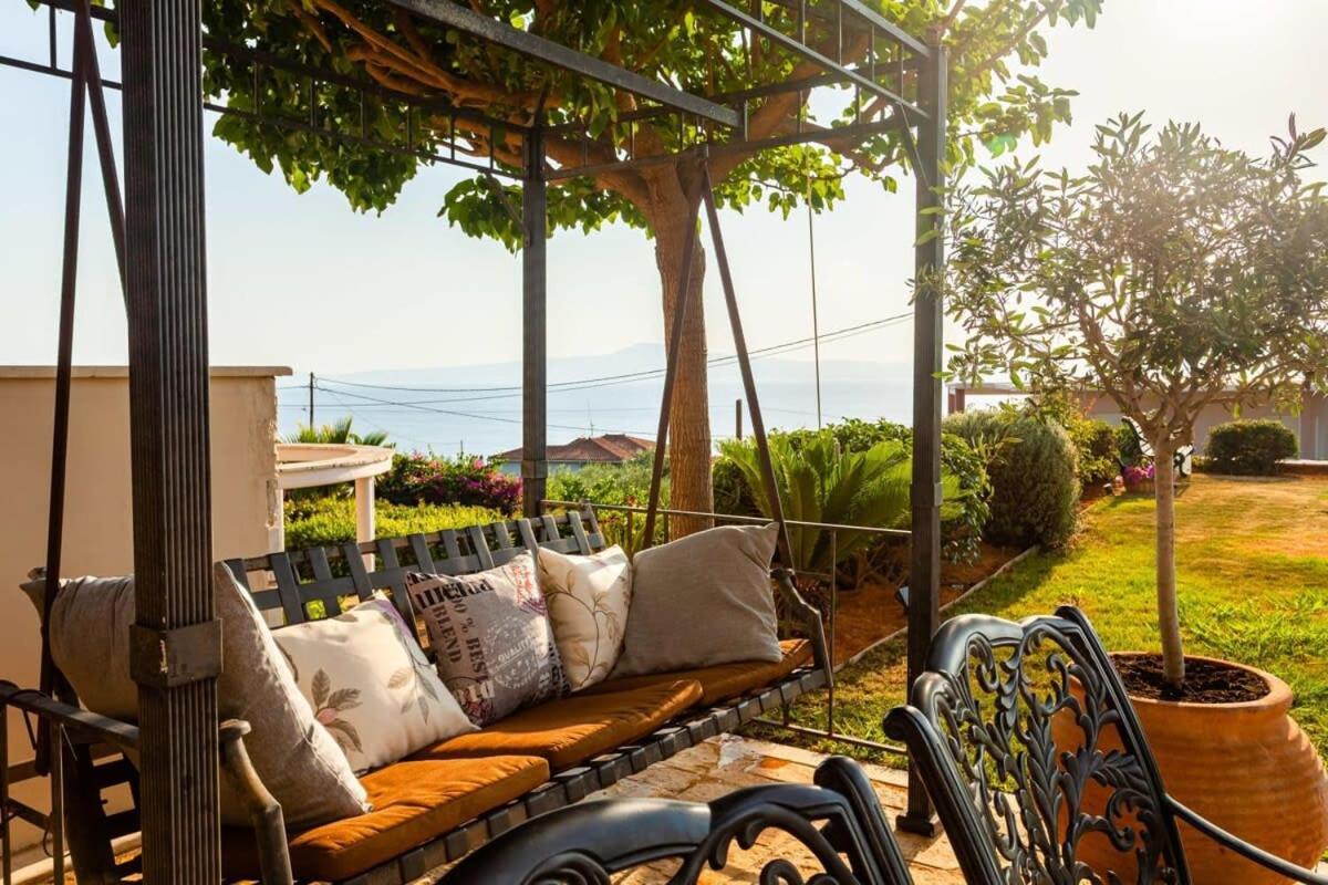 Sunset Paradise - Verga's Utimate Seaview Getaway Villa Mikra Mandinia