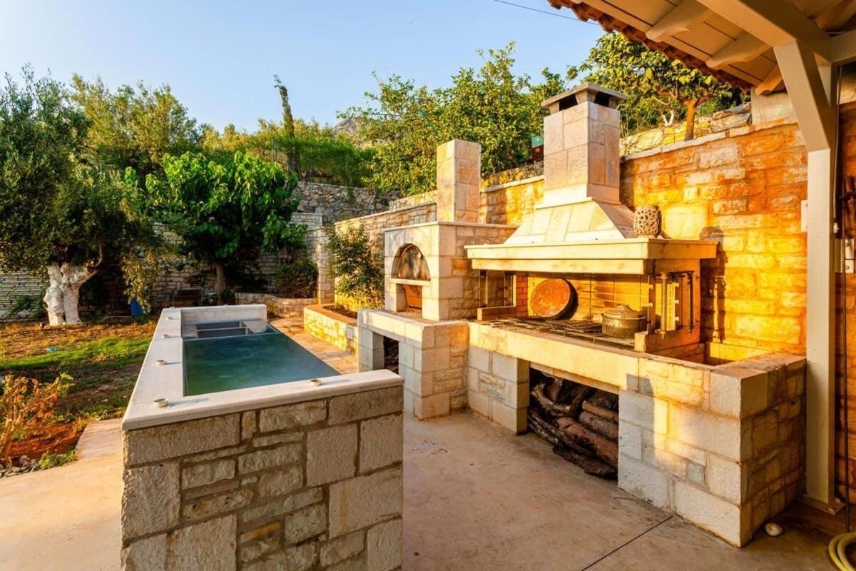 Sunset Paradise - Verga's Utimate Seaview Getaway Mikra Mandinia