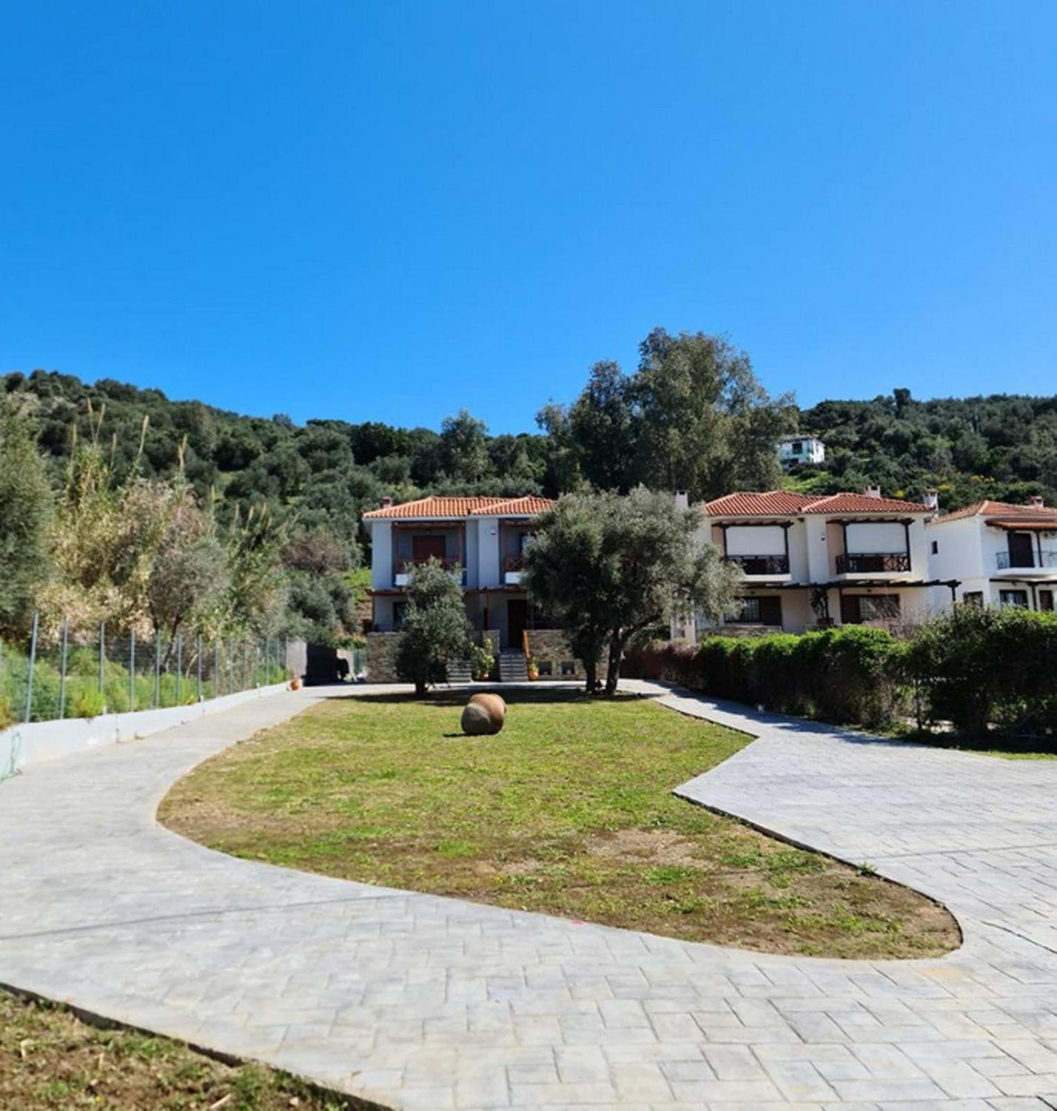 Villa Bay *