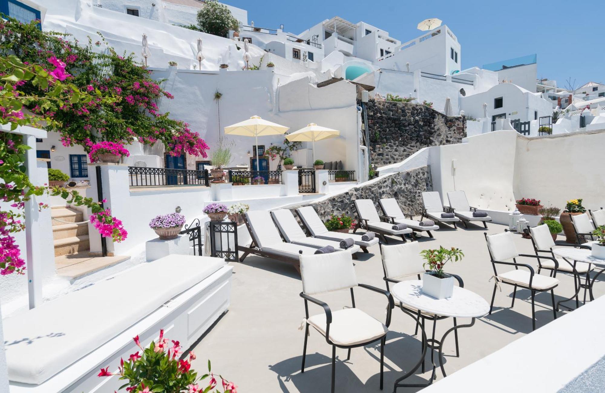 Hotel Lithies Traditional Homes