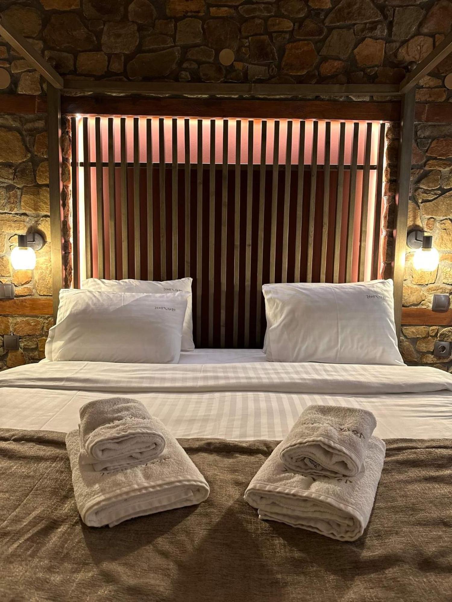 ζέον ύδωρ Guest house *