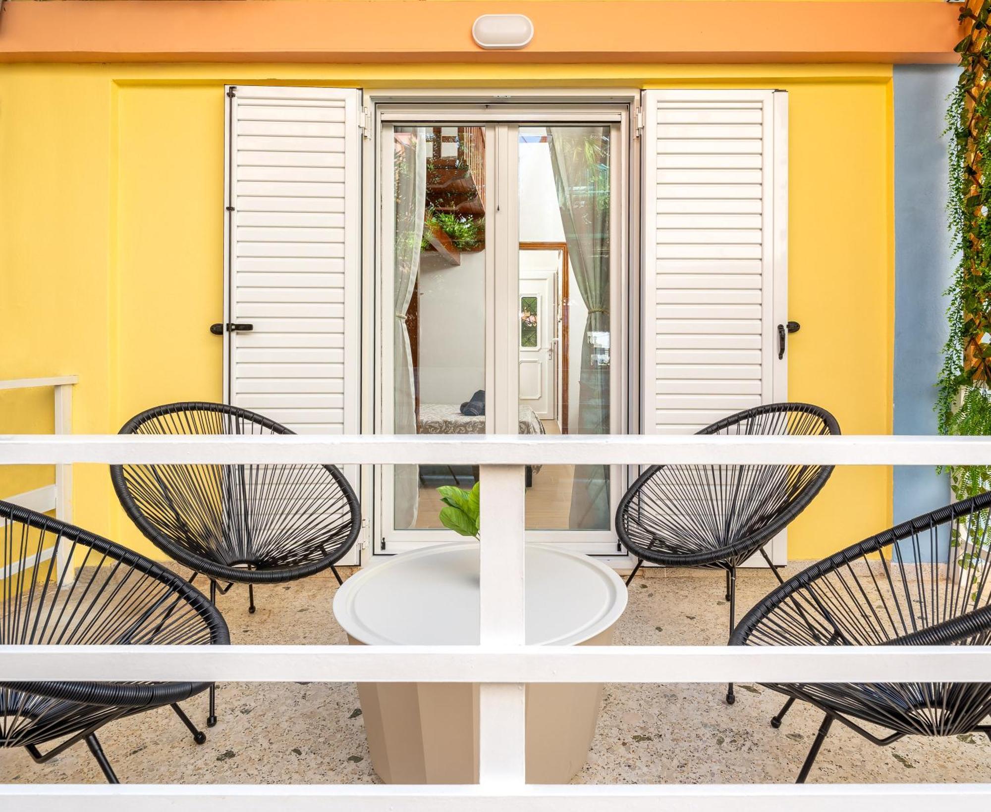Dionysia Sea Side By Greece Apartment Selianitika