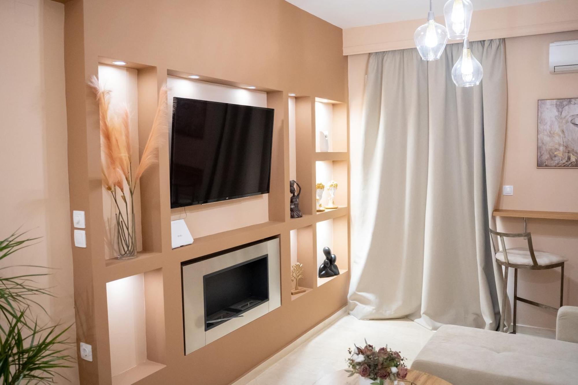 Kostis Luxury * Agrinio