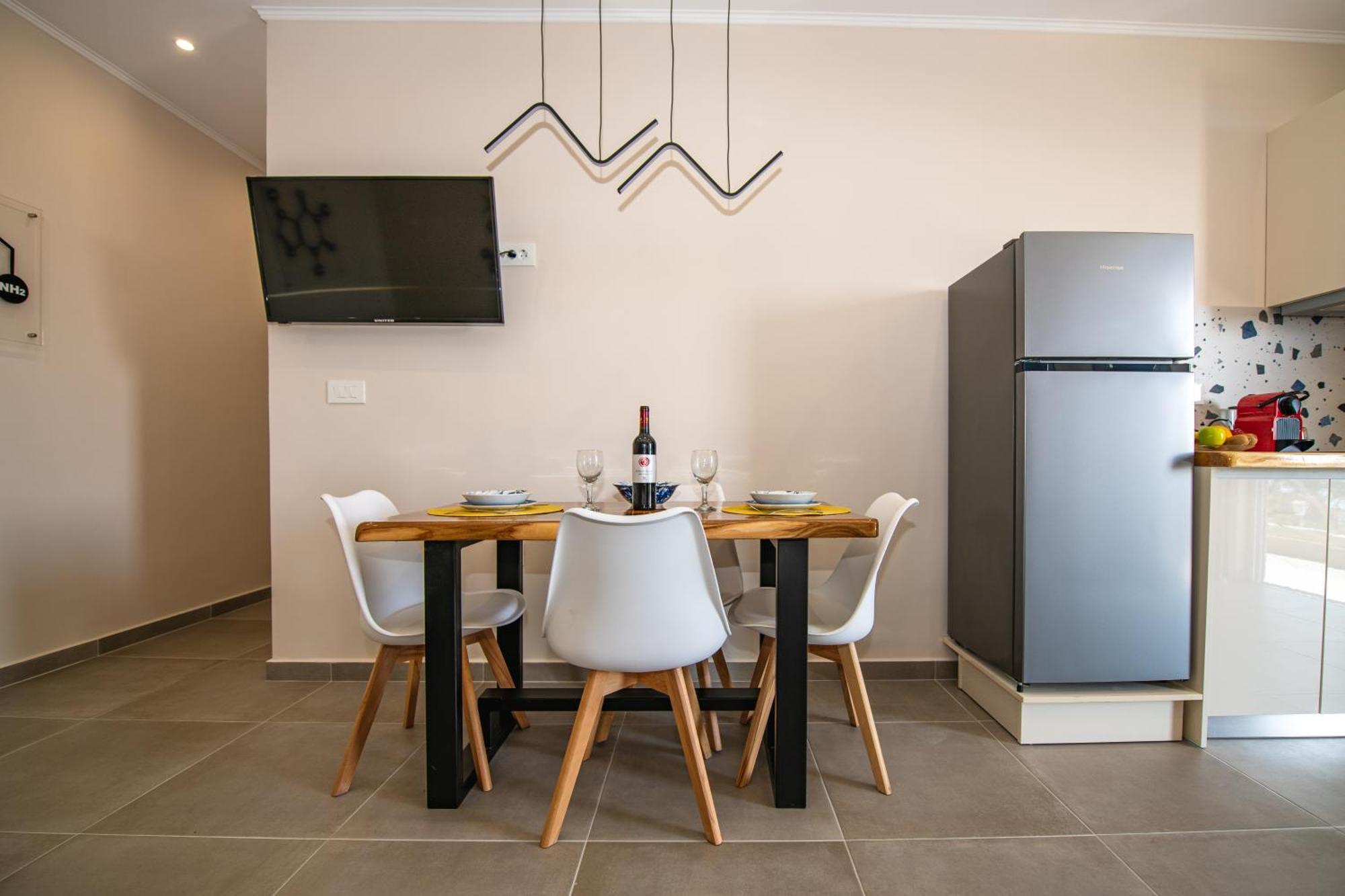 Avra View Apartment *
