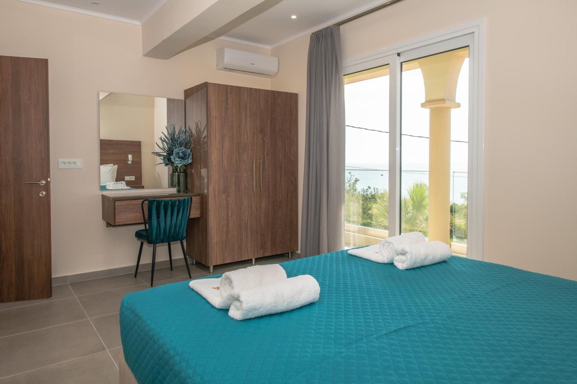 Apartment Avra View