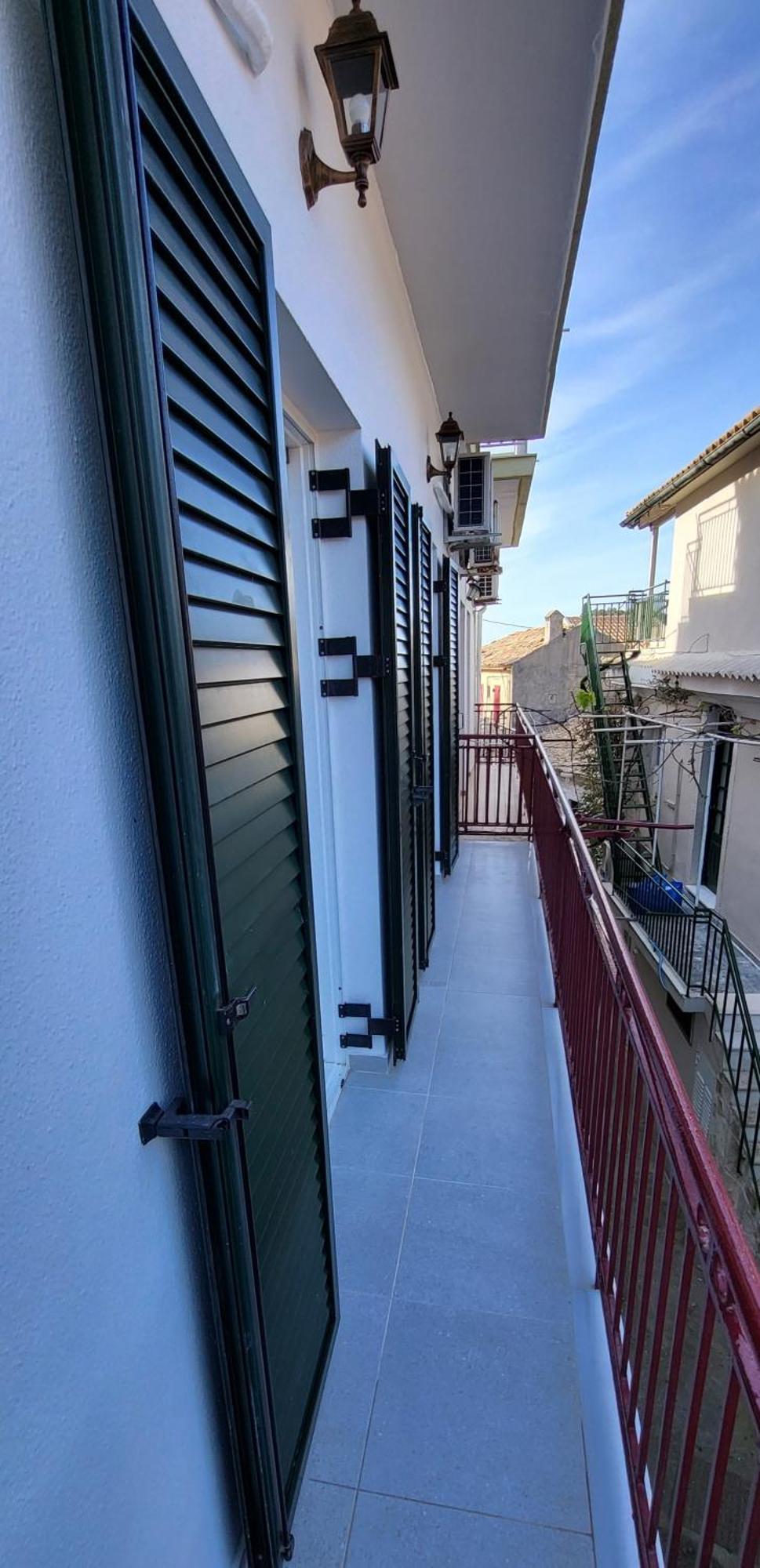 Stamatis House - In The Center Of Paxos Apartment