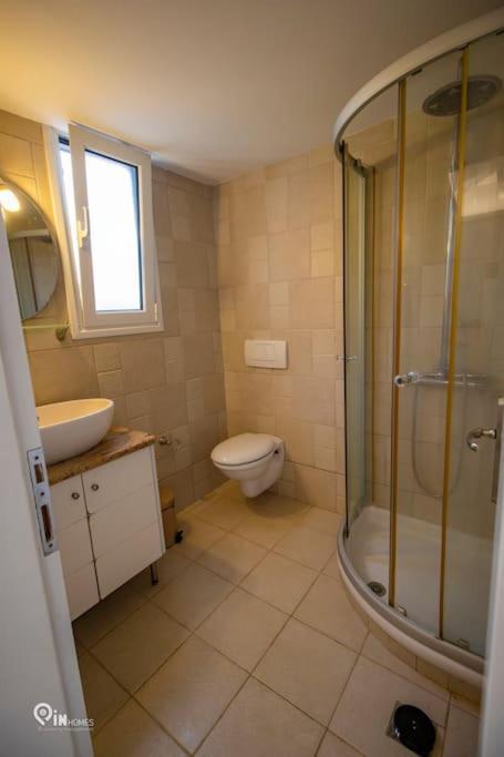 'alexander' Seaside House With View In Apartment Nea Makri