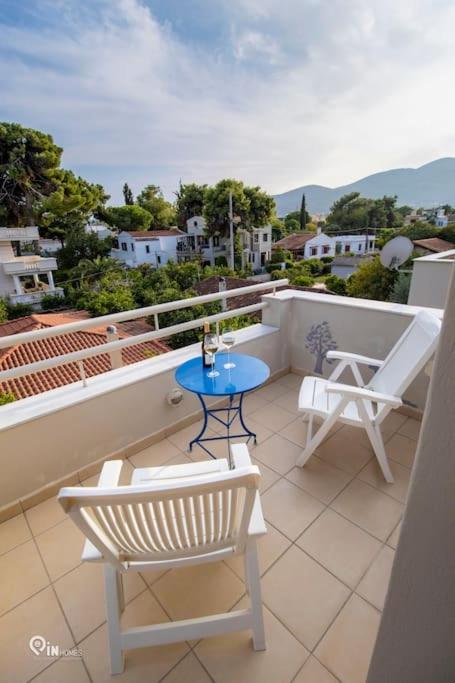 'alexander' Seaside House With View In Apartment *