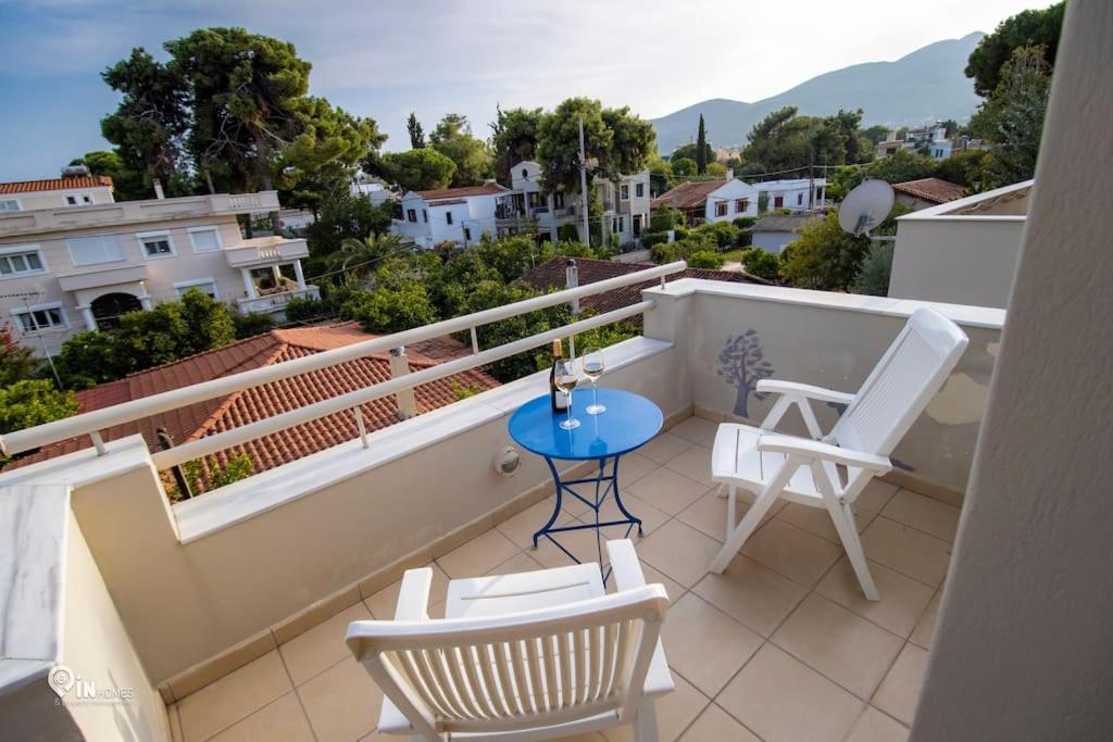 'alexander' Seaside House With View In