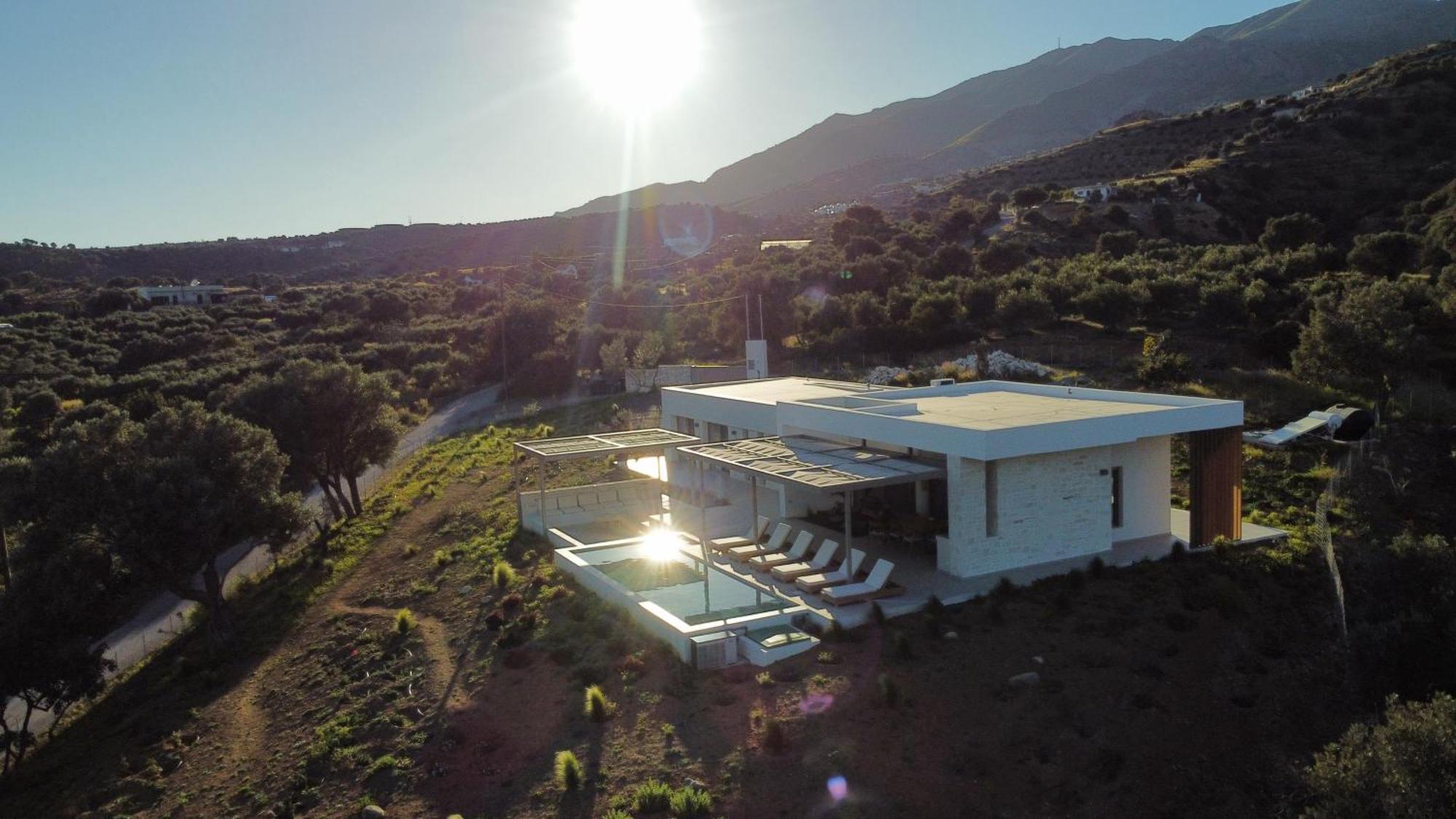 Ninemia * Agia Galini (Crete)