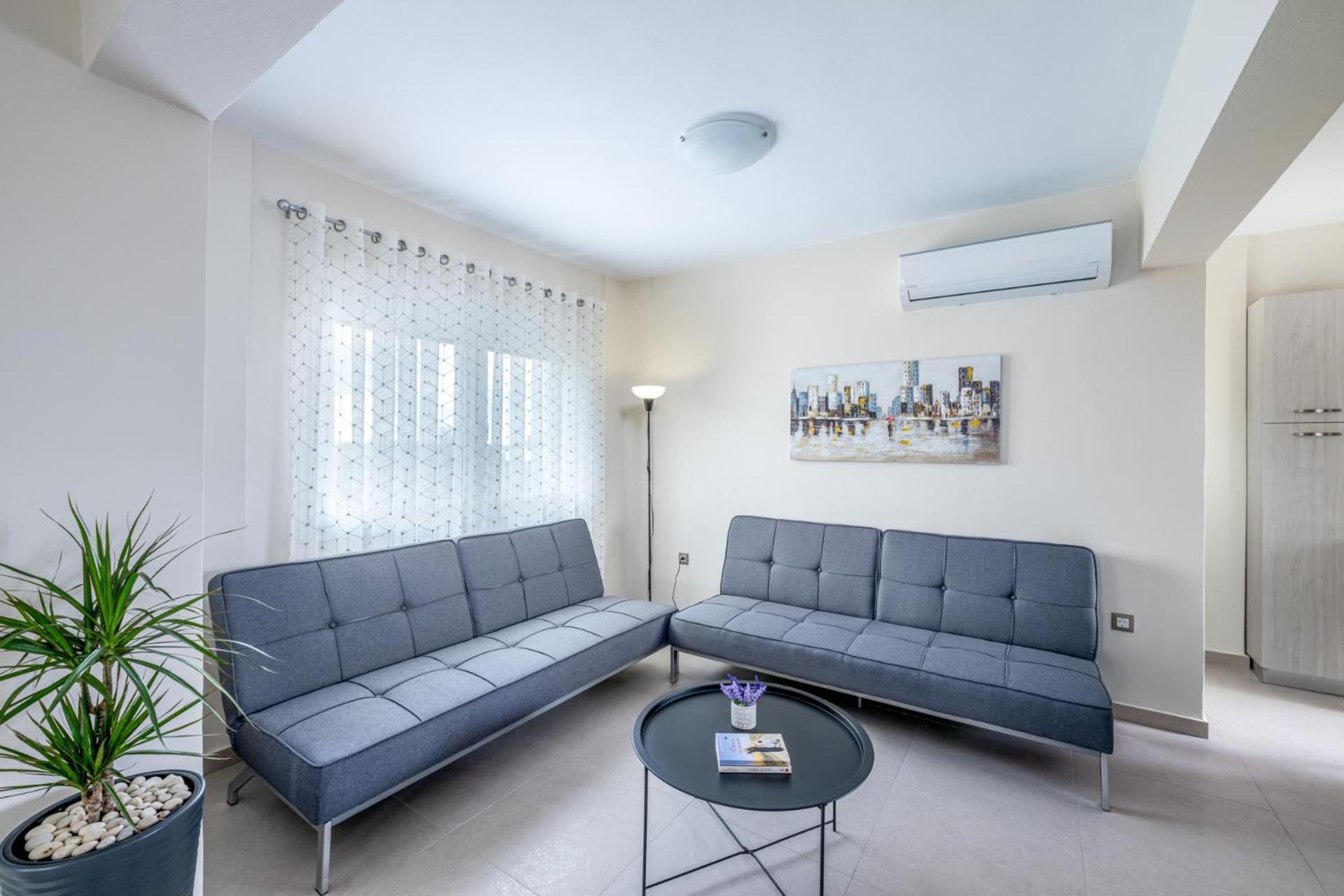 Apartment Nimarevi *