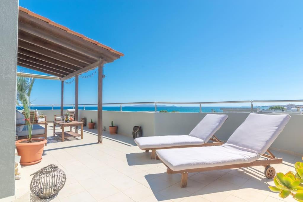 Apartment Coastal Key Penthouse Overlooking The Sea Gazi