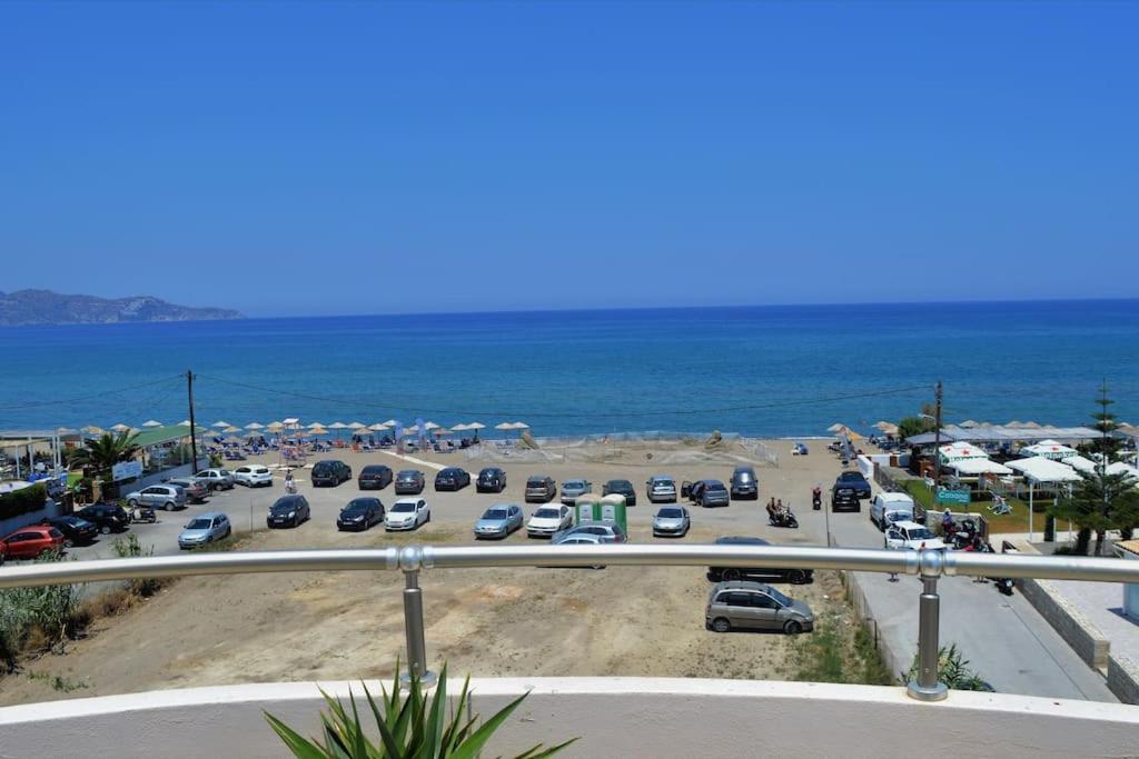 Coastal Key Penthouse Overlooking The Sea * Gazi