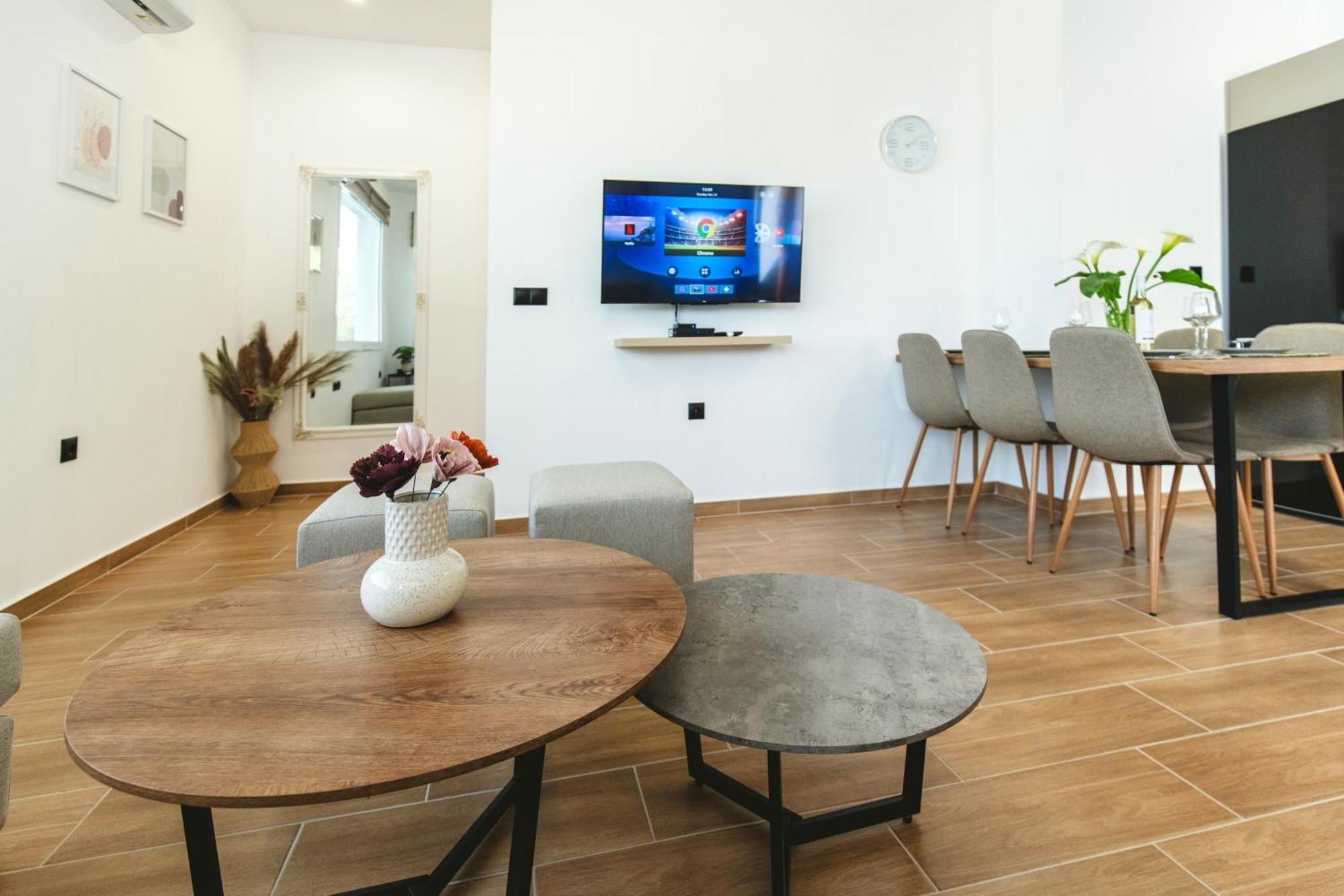 Casa Zoe Luxurious Retreat Holiday home *