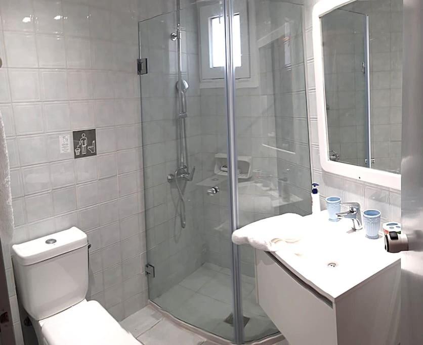 Apartment 1br Renovated By The Sea