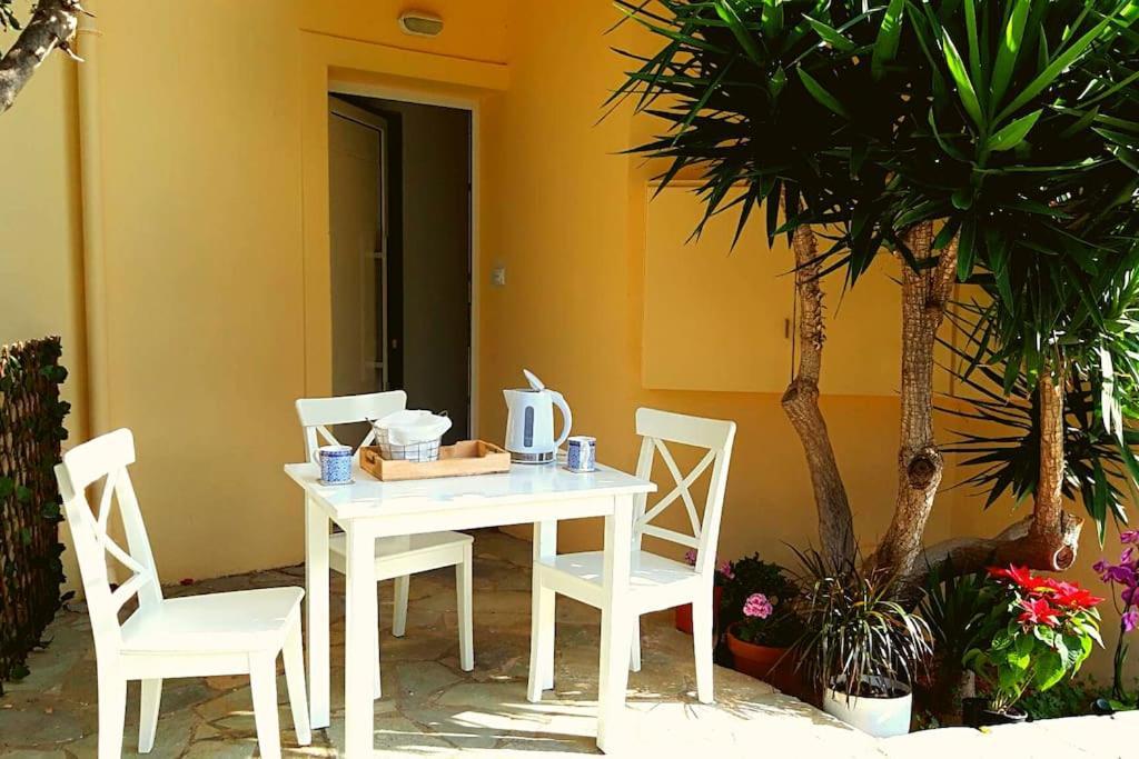 1br Renovated By The Sea * Stalida