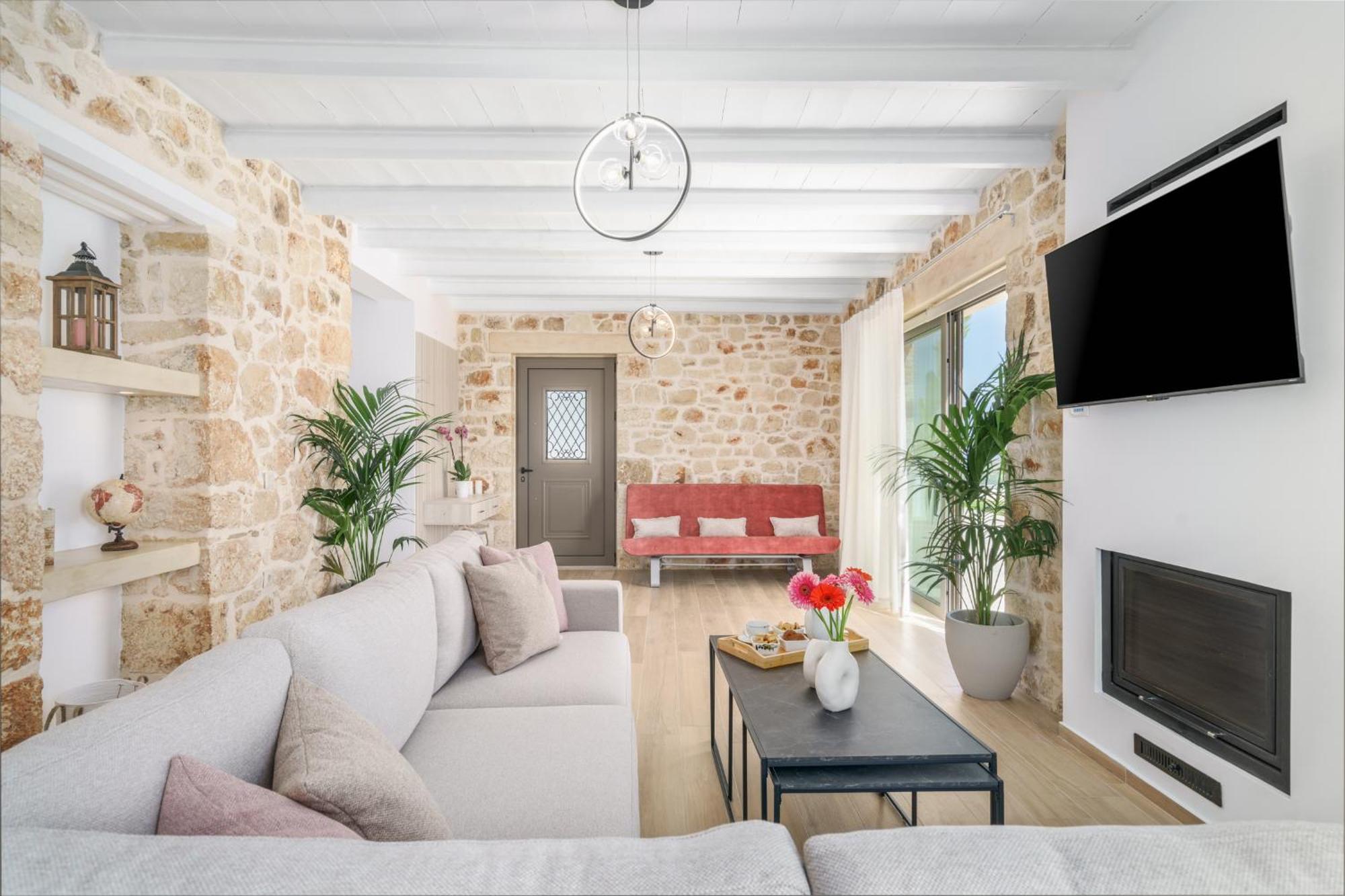 Valentina, Villa *