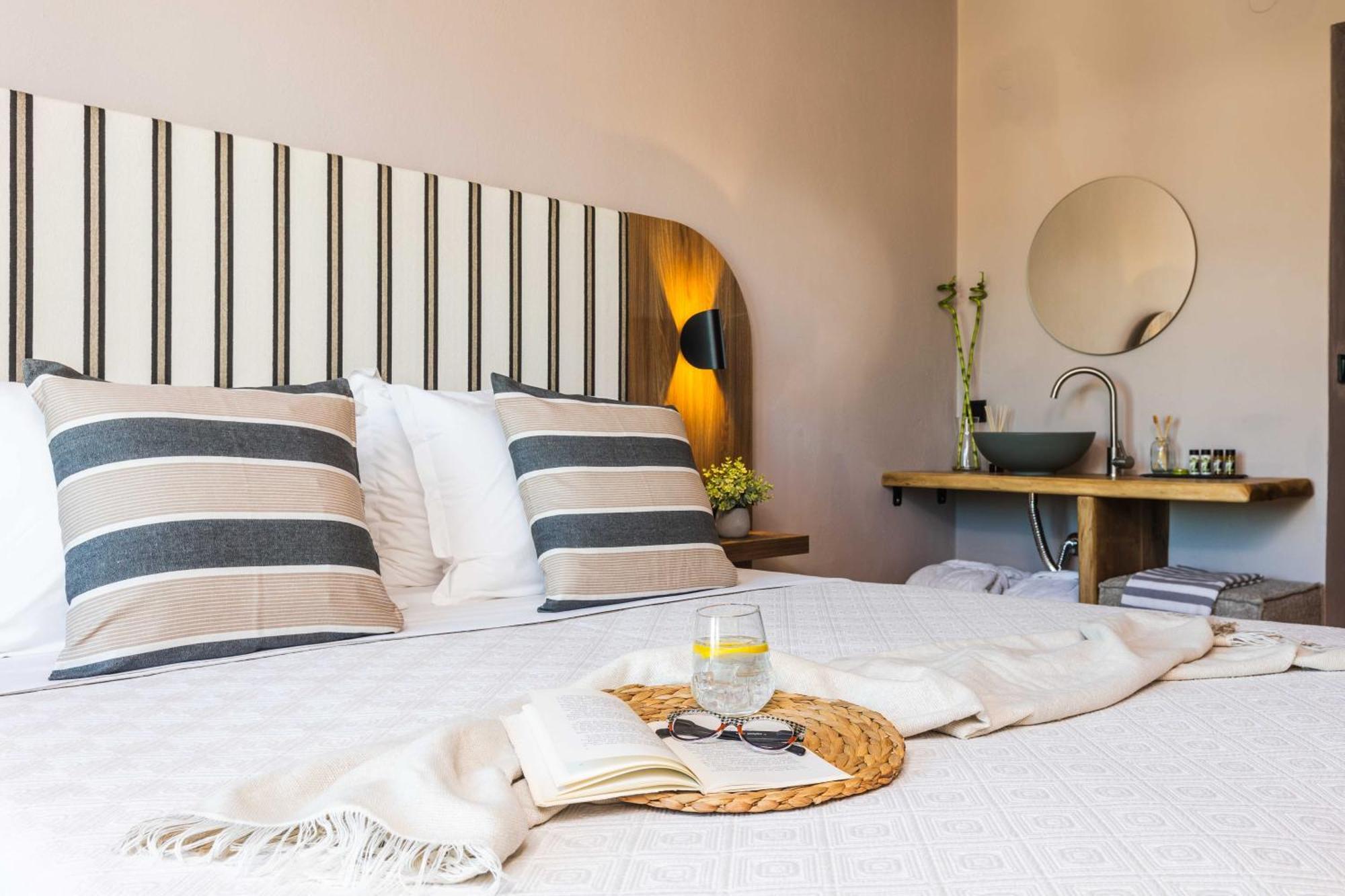Casa Blue Hotel, Philian And 3*